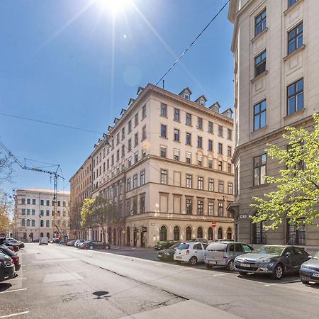 Freedom Apartment Near Parlament With Ac Budapeste Exterior foto